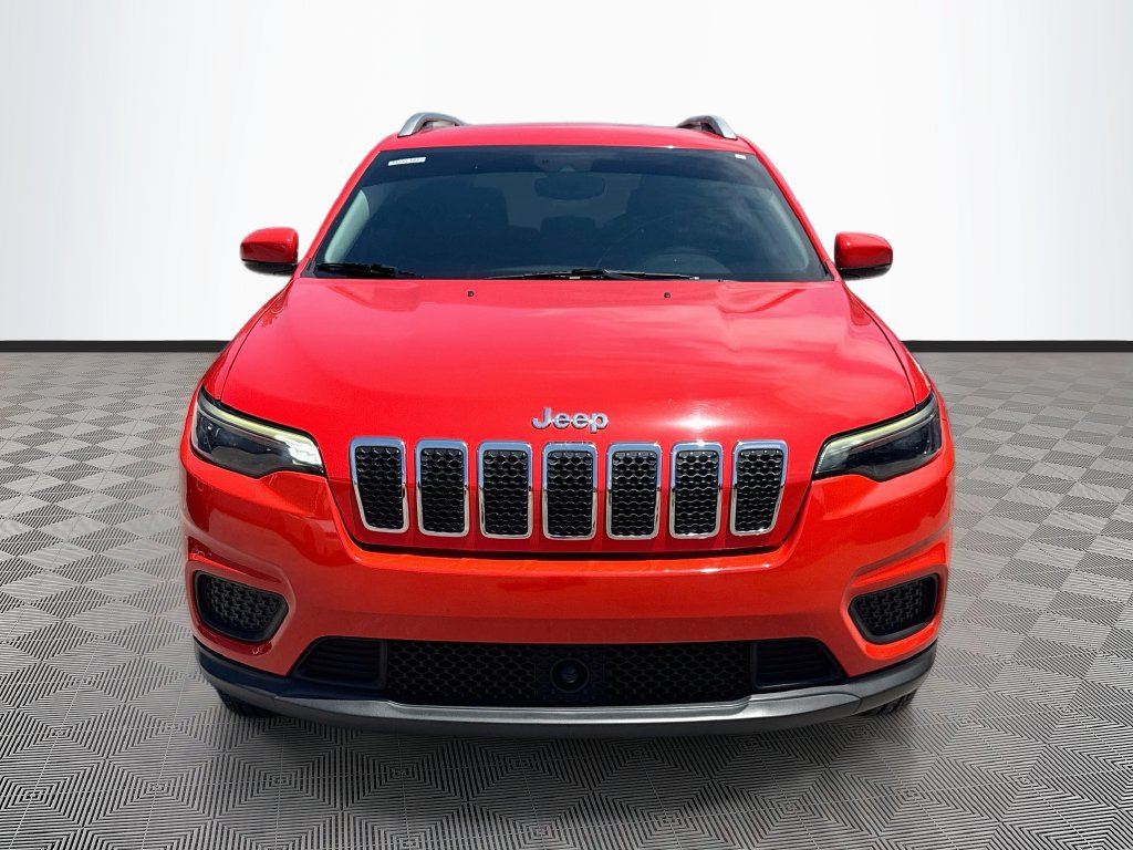 Certified 2021 Jeep Cherokee Latitude w/ Mopar Interior Package AWD/4WD image 2