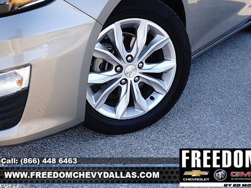Used 2024 Chevrolet Malibu LT FWD image 41