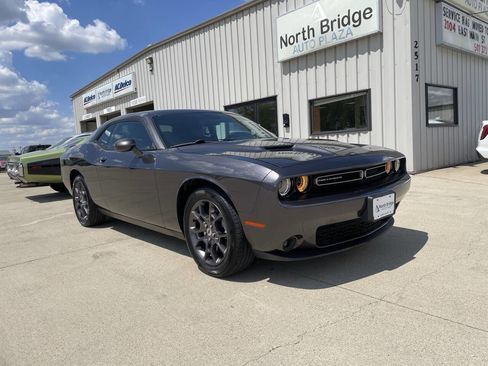Used 2018 Dodge Challenger GT image 1