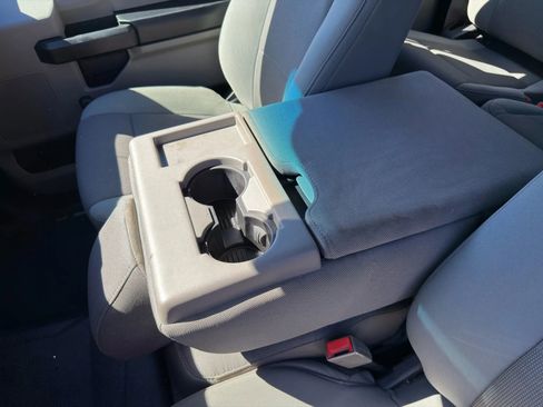 Used 2019 Ford F350 XL w/ Camper Package image 29