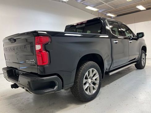 Used 2020 Chevrolet Silverado 1500 High Country w/ Technology Package image 8