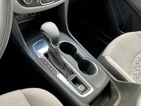 Certified 2024 Chevrolet Equinox LS image 26