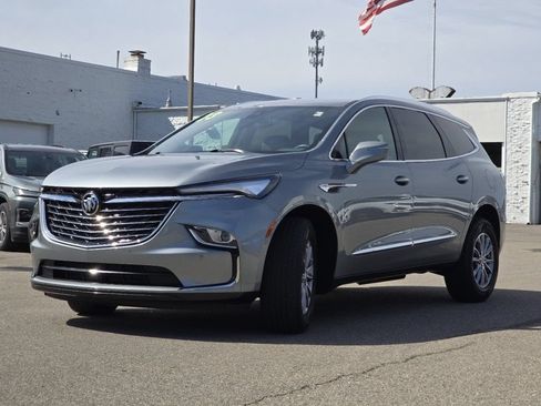 Used 2023 Buick Enclave Essence w/ Trailering Package, 5000 lbs. AWD/4WD image 14