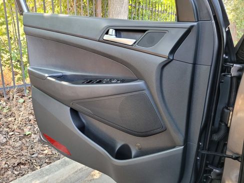 Used 2021 Hyundai Tucson SEL FWD image 25