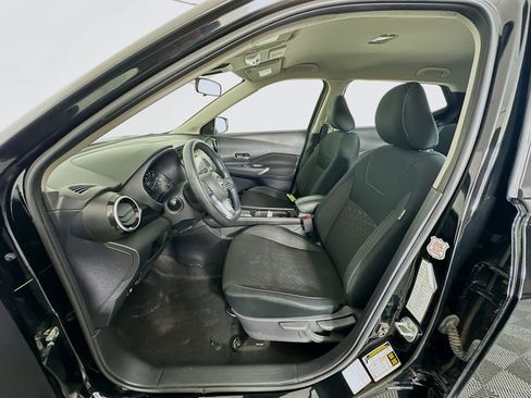 Used 2024 Nissan Kicks SV image 13