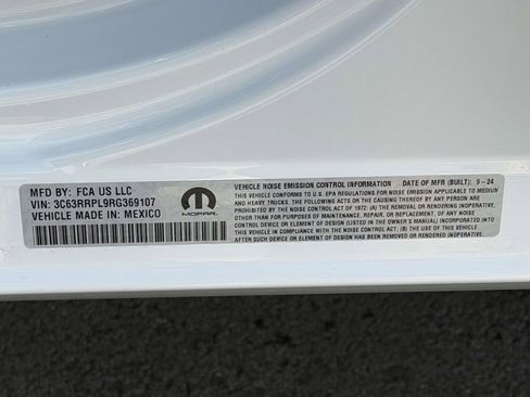 Used 2024 RAM 3500 Limited image 27