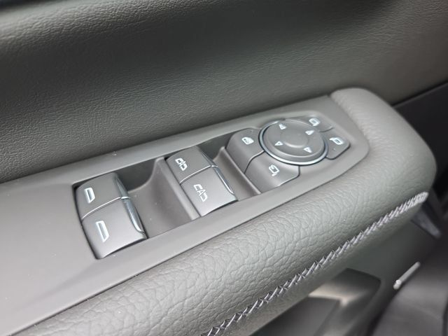 New 2026 GMC Yukon Denali w/ Denali Reserve Package AWD/4WD image 24