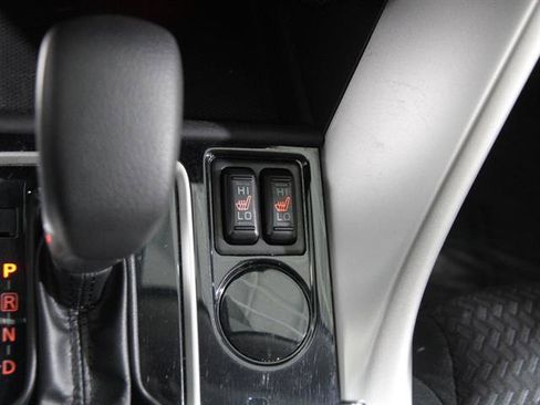 Used 2022 Mitsubishi Eclipse Cross LE image 17