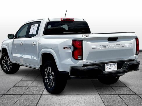 Used 2024 Chevrolet Colorado Z71 w/ Z71 Convenience Package 2 image 12