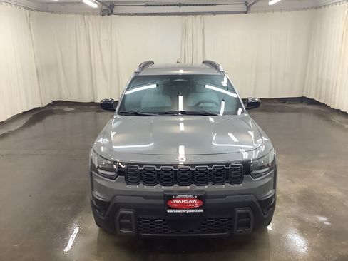 New 2026 Jeep Cherokee Laredo AWD/4WD image 2