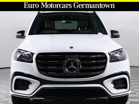 Certified 2024 Mercedes-Benz GLS 450 4MATIC w/ AMG Line Exterior image 2