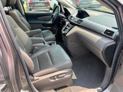 Used 2011 Honda Odyssey EX-L image 22