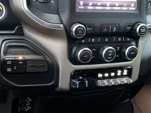 Used 2019 RAM 2500 Laramie image 30