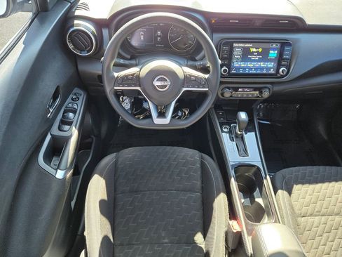 Certified 2022 Nissan Kicks SV FWD image 13