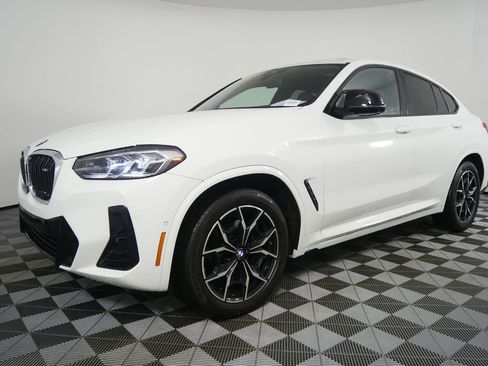 Certified 2025 BMW X4 M40i image 8