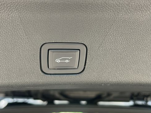 New 2024 Cadillac Escalade Premium Luxury image 57