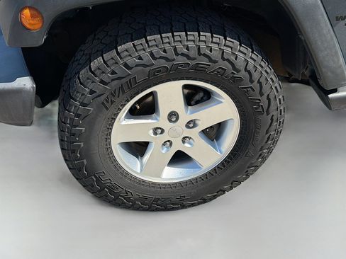 Used 2015 Jeep Wrangler Unlimited Sport w/ Quick Order Package 24S image 38