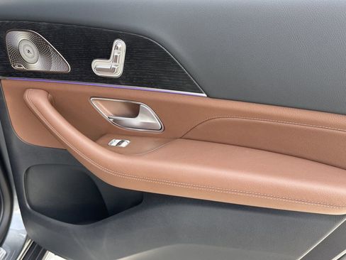 New 2026 Mercedes-Benz GLS 450 4MATIC image 19