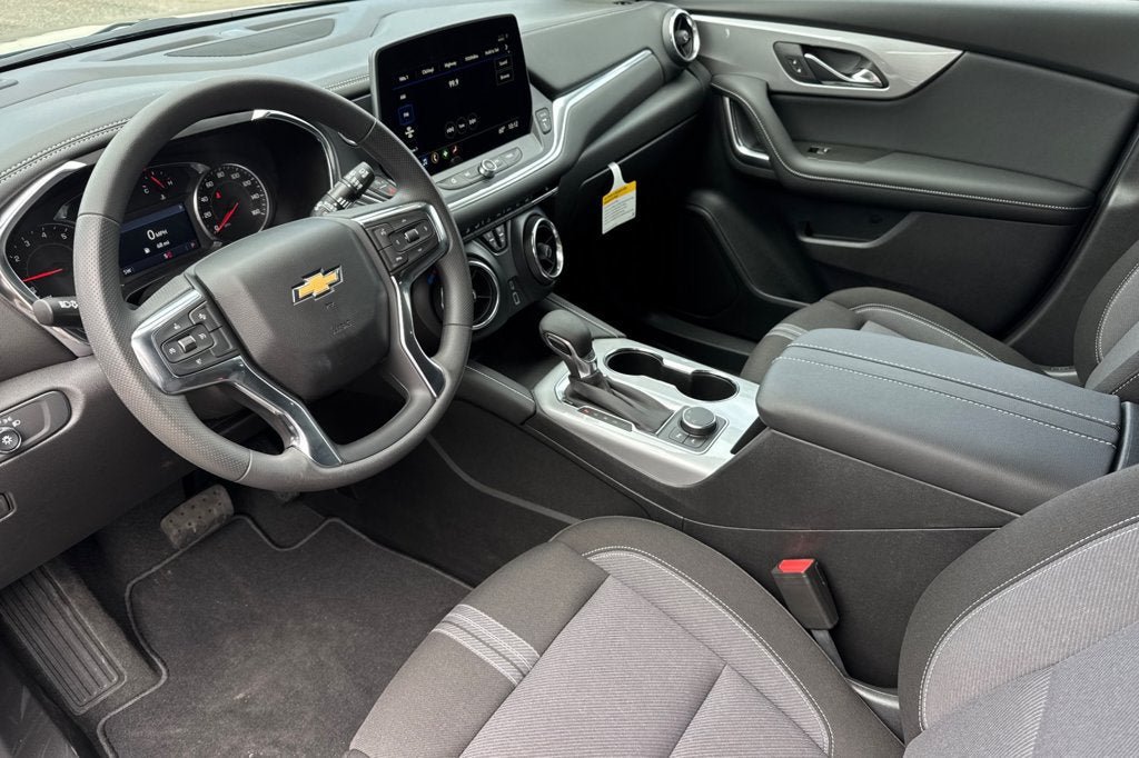 New 2026 Chevrolet Blazer LT FWD image 10
