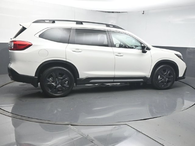 Used 2024 Subaru Ascent Limited AWD/4WD image 8