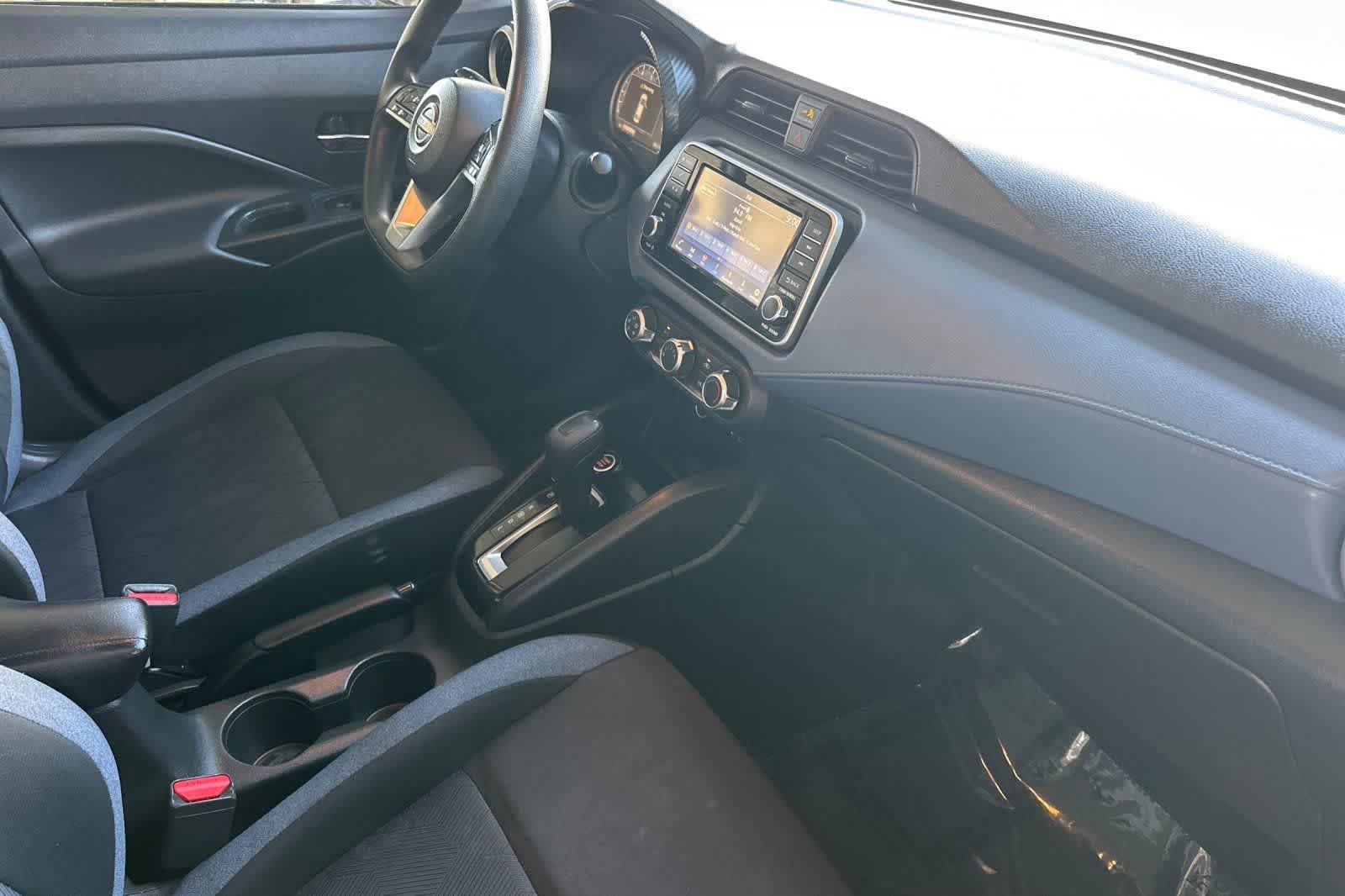 Used 2023 Nissan Versa SV FWD image 16