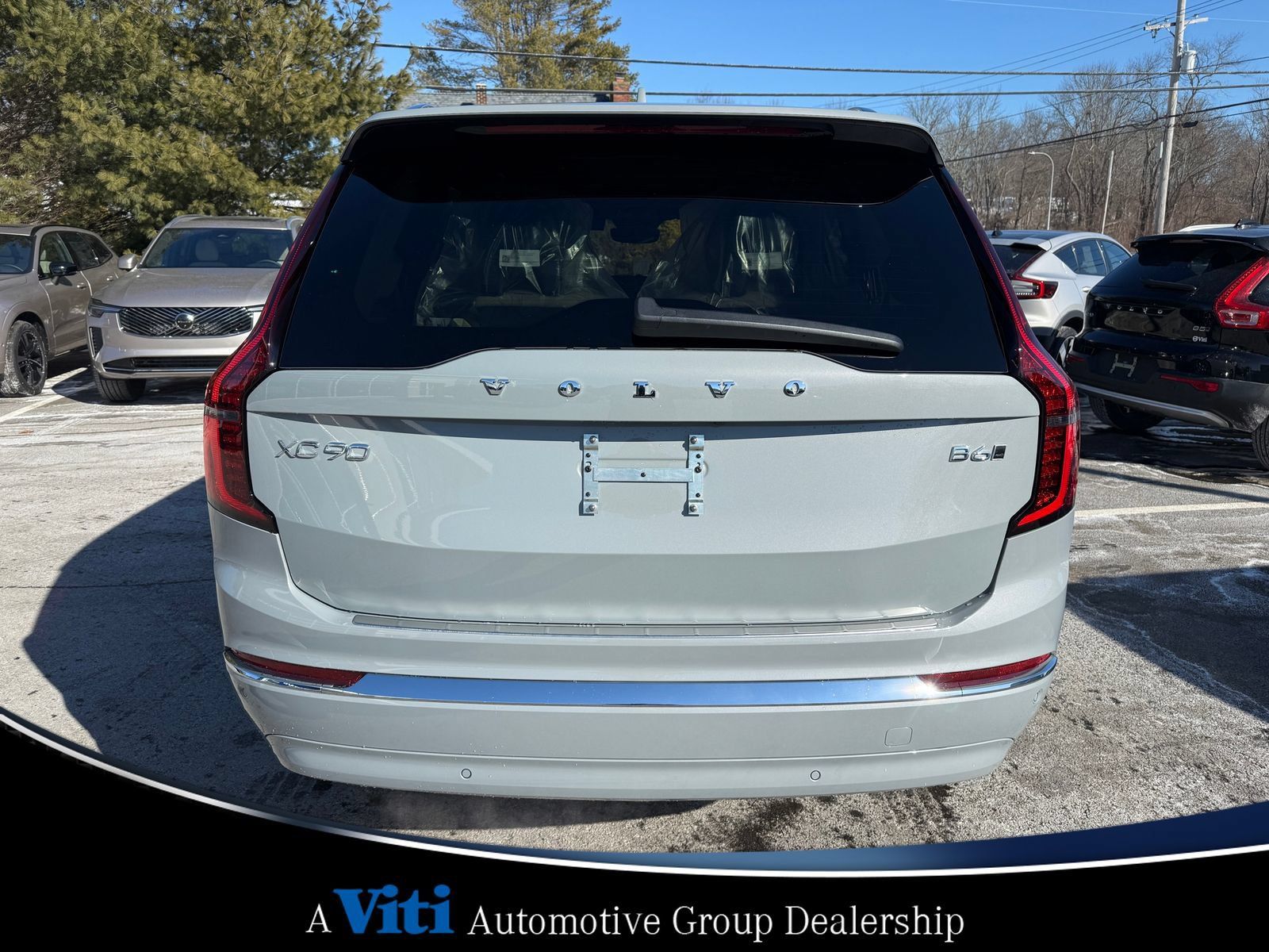 Used 2026 Volvo XC90 B6 Plus w/ Protection Package Premier AWD/4WD image 7