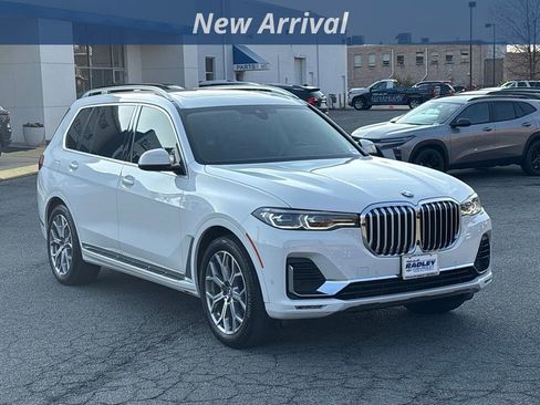 Used 2020 BMW X7 xDrive40i w/ Premium Package image 8