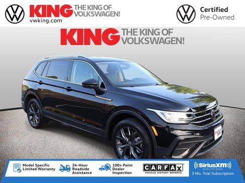 Certified 2023 Volkswagen Tiguan SE FWD image 1