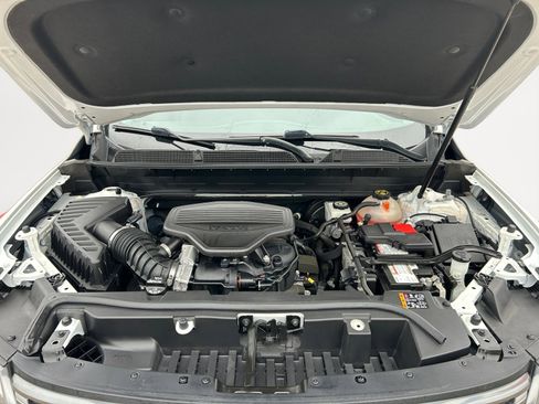 Used 2020 GMC Acadia AT4 image 29