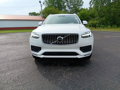 Used 2022 Volvo XC90 T5 Momentum AWD/4WD image 12