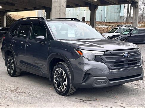 Certified 2025 Subaru Forester image 18