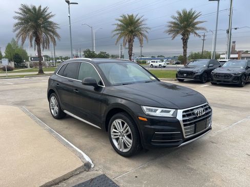 Used 2019 Audi Q5 2.0T Premium Plus w/ Premium Plus Package image 5