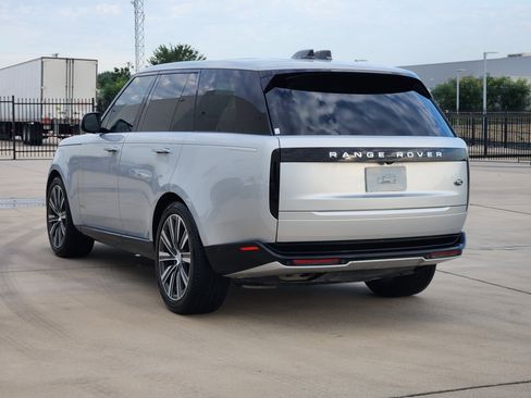 Used 2023 Land Rover Range Rover Autobiography AWD/4WD image 4