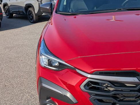 Used 2024 Subaru Crosstrek 2.5i Limited w/ Crosstrek Mirror Package image 9