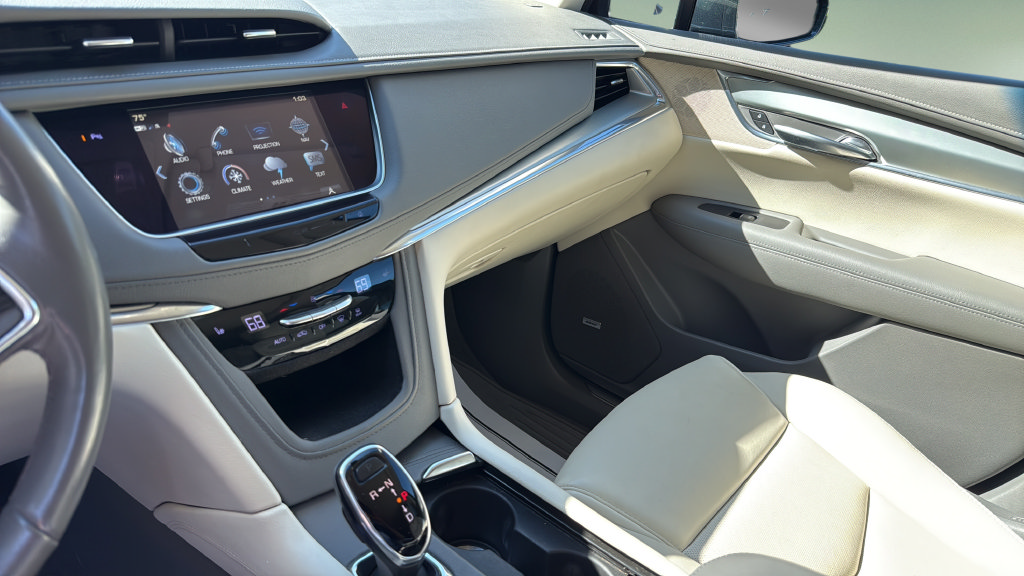 Used 2019 Cadillac XT5 Luxury AWD/4WD image 30