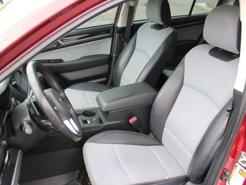 Used 2017 Subaru Legacy 2.5i Sport AWD/4WD image 33