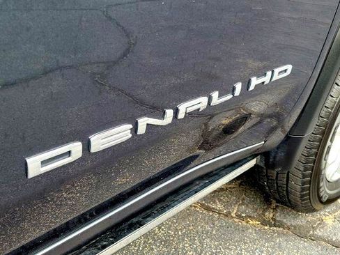 Used 2021 GMC Sierra 2500 Denali w/ Technology Package image 7