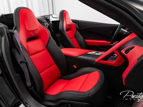 Used 2016 Chevrolet Corvette Z06 w/ 3LZ Preferred Equipment Group image 47