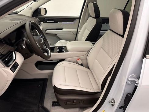 New 2026 GMC Acadia Denali w/ Super Cruise Package image 18