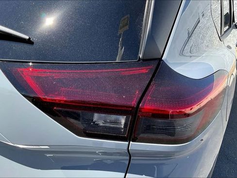 New 2026 Nissan Rogue SV w/ SV Premium Package FWD image 11