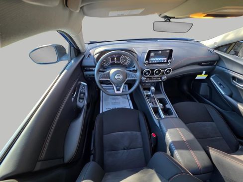 Used 2025 Nissan Sentra SR w/ Trunk Package image 21
