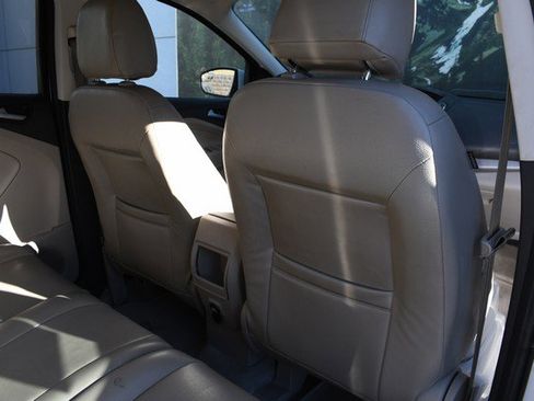 Used 2015 Ford Escape SE image 27