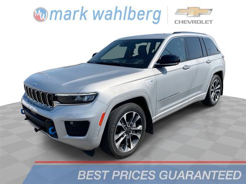 Used 2022 Jeep Grand Cherokee Overland w/ Advanced Protech Group III image 1