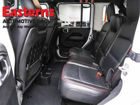 Used 2020 Jeep Wrangler Unlimited Rubicon w/ LED Lighting Group AWD/4WD image 24
