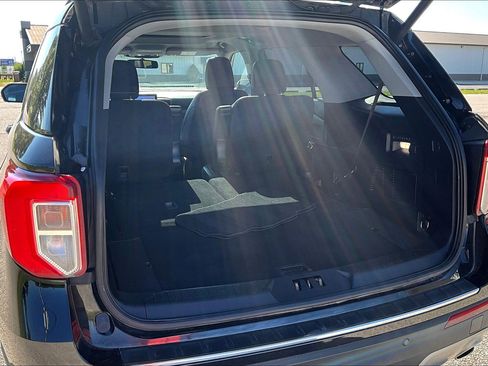 Used 2022 Ford Explorer Limited image 20