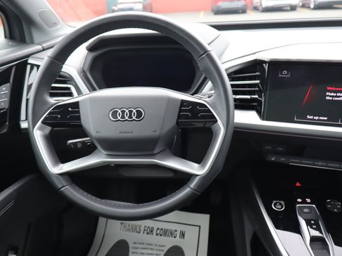 Used 2023 Audi Q4 e-tron Premium Plus w/ Premium Plus image 10