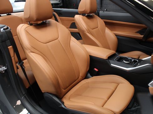Used 2024 BMW M440i Convertible w/ Premium Package RWD image 55