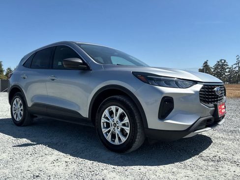 Used 2024 Ford Escape Active AWD/4WD image 10