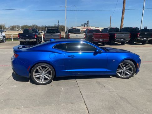 Used 2017 Chevrolet Camaro SS image 5