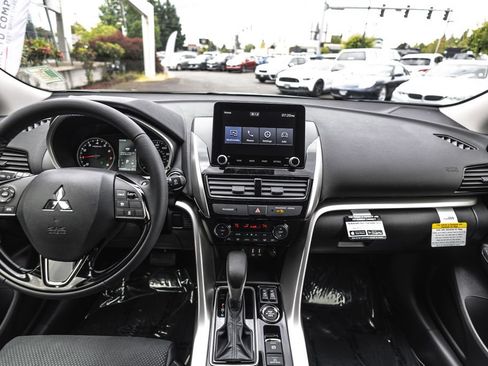 New 2026 Mitsubishi Eclipse Cross SE AWD/4WD image 25